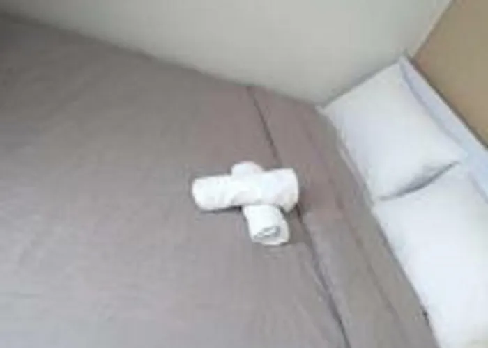 Trees Residences By Jhoms 1br With Balcony Wifi Netflix *